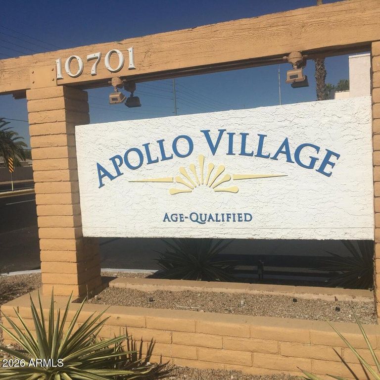 Image 27 of property listing at 10701 N 99TH Avenue 77, Peoria, AZ 85345