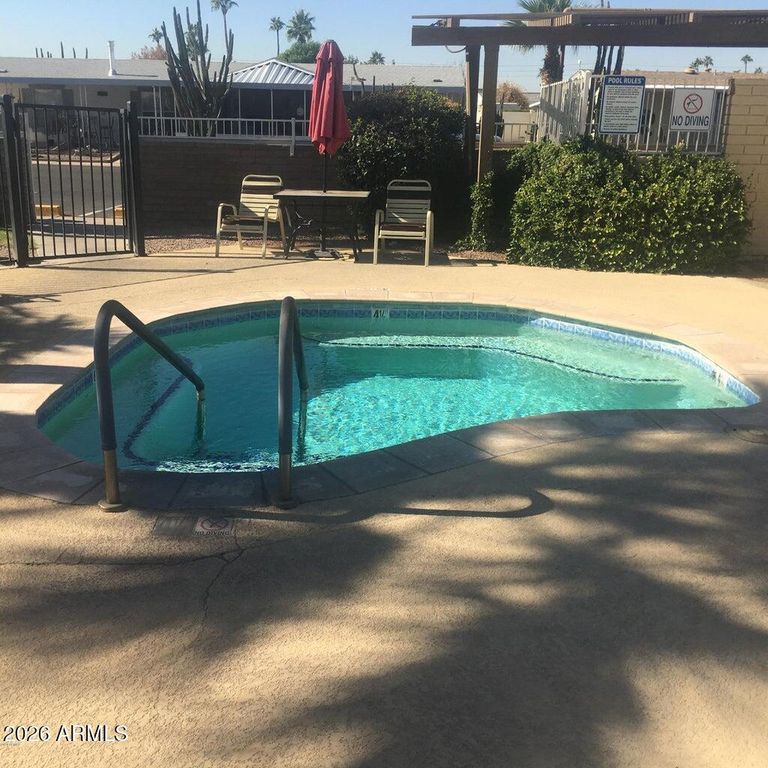 Image 31 of property listing at 10701 N 99TH Avenue 77, Peoria, AZ 85345