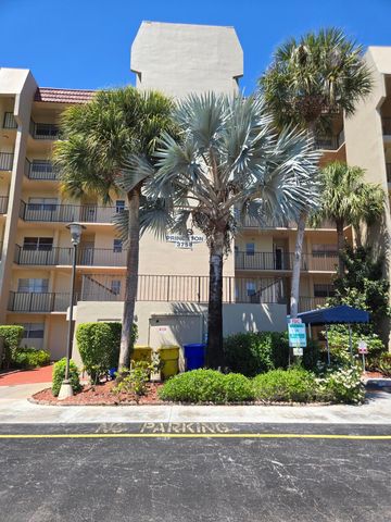 3755 Via Poinciana 108, Lake Worth, FL 33467