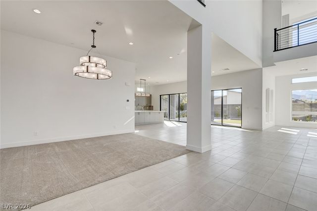 10738 Desert Heights Avenue, Las Vegas, NV 89135