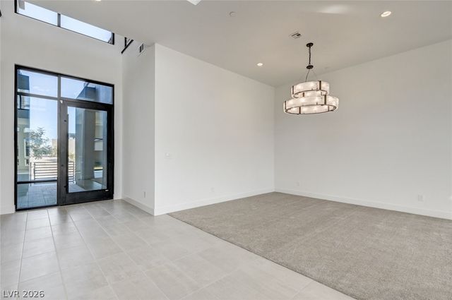 10738 Desert Heights Avenue, Las Vegas, NV 89135
