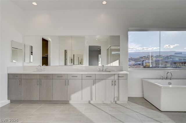 10738 Desert Heights Avenue, Las Vegas, NV 89135