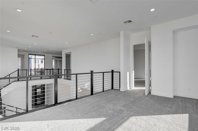 10738 Desert Heights Avenue, Las Vegas, NV 89135