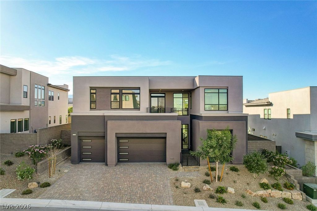 10738 Desert Heights Avenue, Las Vegas, NV 89135