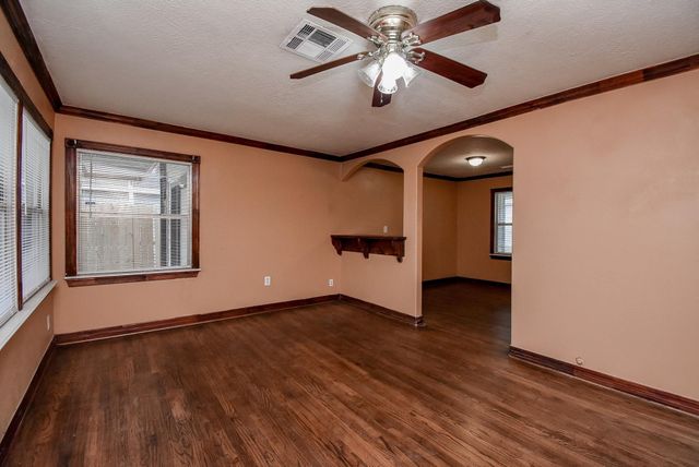 5419 Firefly Avenue, Houston, TX 77017