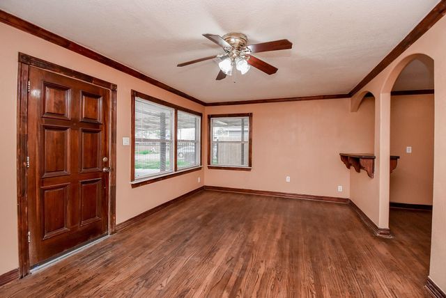 5419 Firefly Avenue, Houston, TX 77017