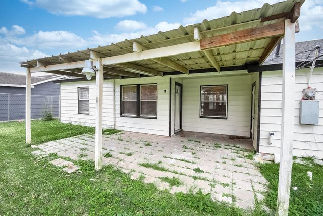 5419 Firefly Avenue, Houston, TX 77017