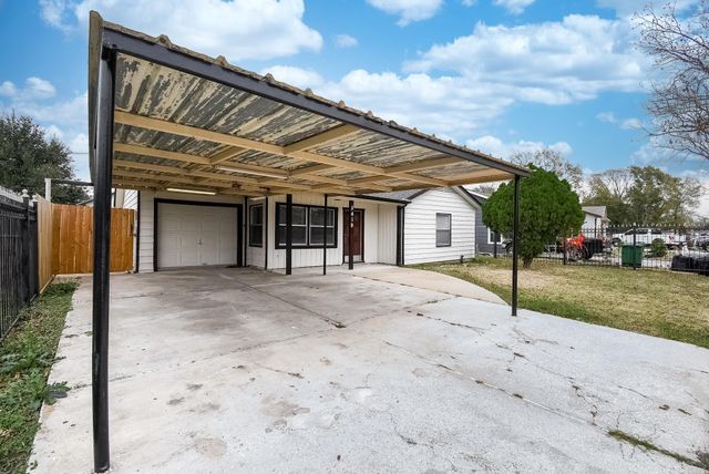 5419 Firefly Avenue, Houston, TX 77017