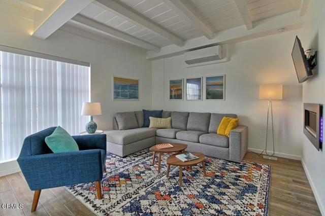 1072 S Seaward Avenue, Ventura, CA 93001