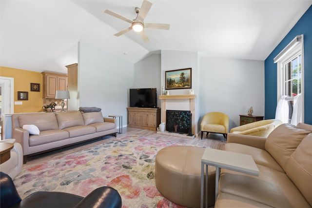 200 Lakewood Drive, Anderson, SC 29621