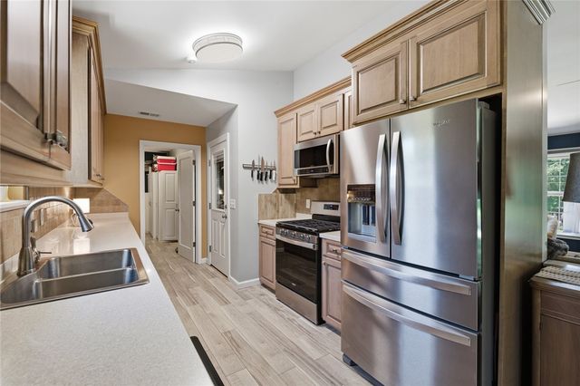 200 Lakewood Drive, Anderson, SC 29621