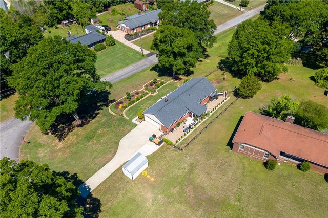 200 Lakewood Drive, Anderson, SC 29621