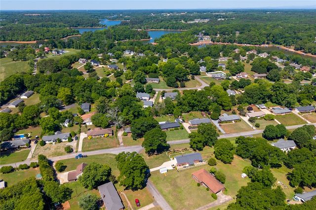200 Lakewood Drive, Anderson, SC 29621
