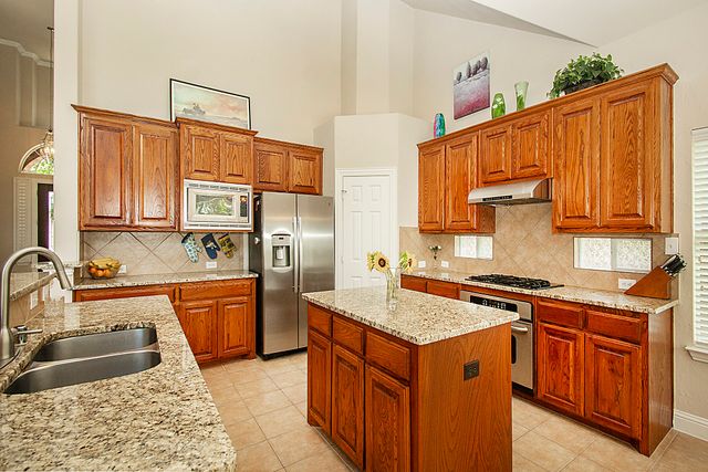 5220 Saint Croix Court, Richardson, TX 75082