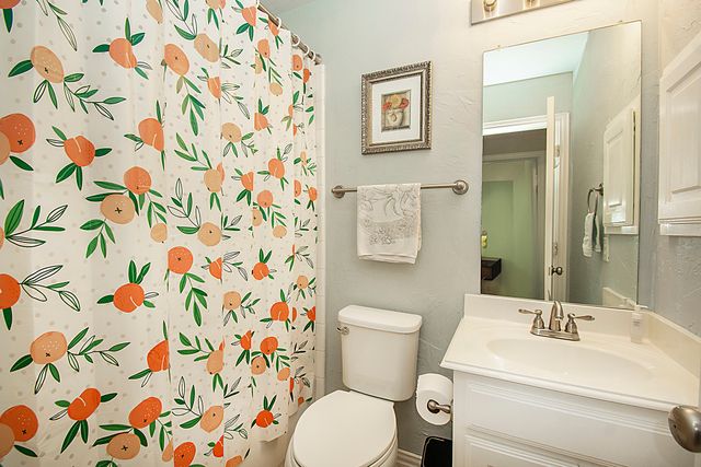 5220 Saint Croix Court, Richardson, TX 75082