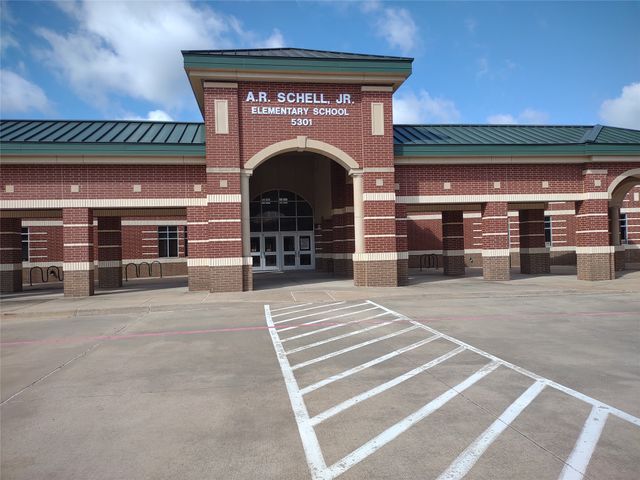 5220 Saint Croix Court, Richardson, TX 75082