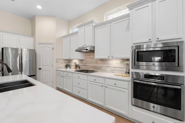 12411 Magnolia Spg, San Antonio, TX 78253