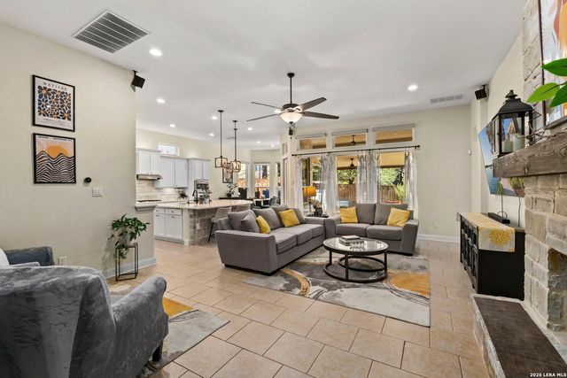 12411 Magnolia Spg, San Antonio, TX 78253