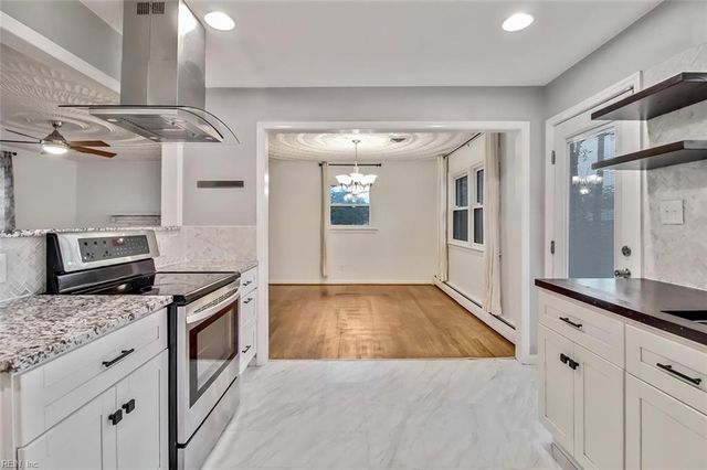 1008 Mains Creek RD, Chesapeake, VA 23320