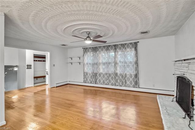 1008 Mains Creek RD, Chesapeake, VA 23320