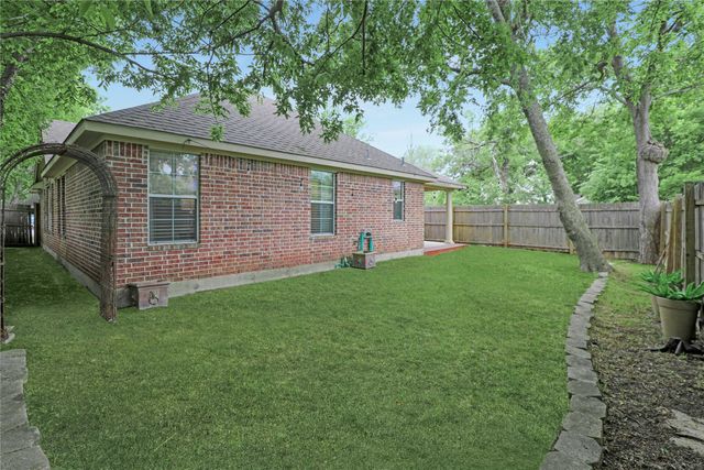 1006 Hall Street, Mckinney, TX 75069