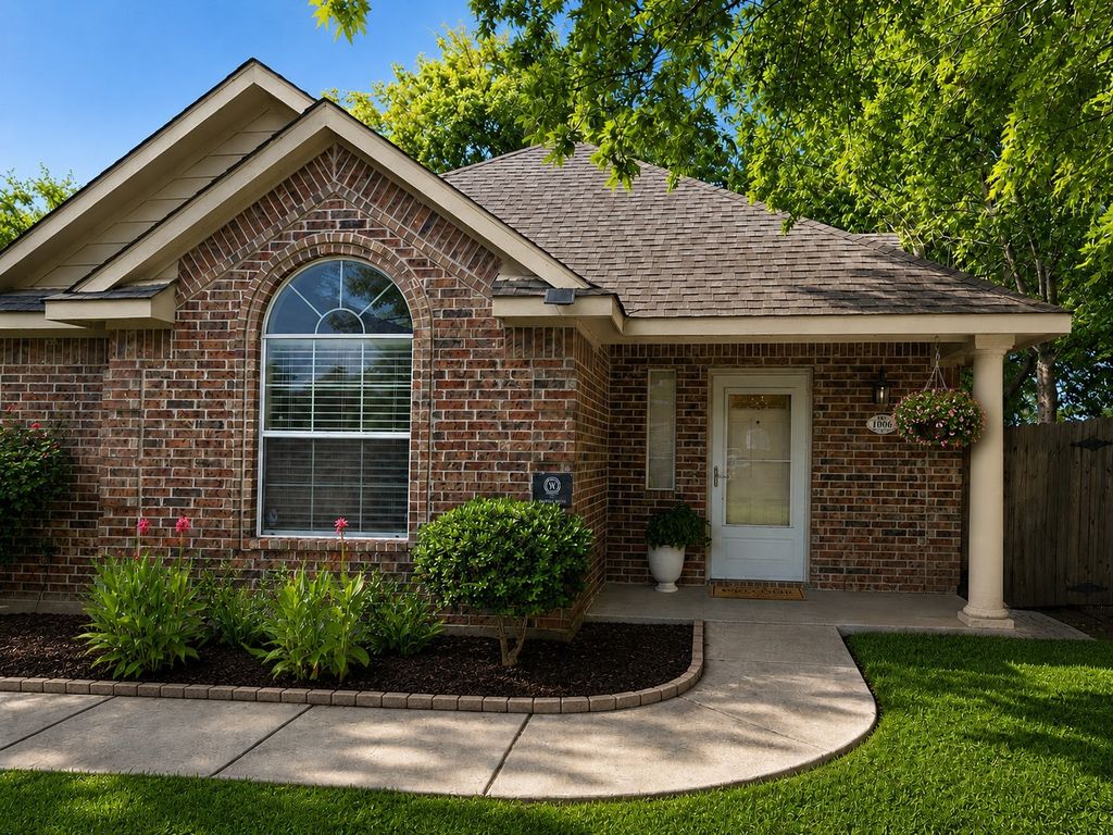 1006 Hall Street, Mckinney, TX 75069