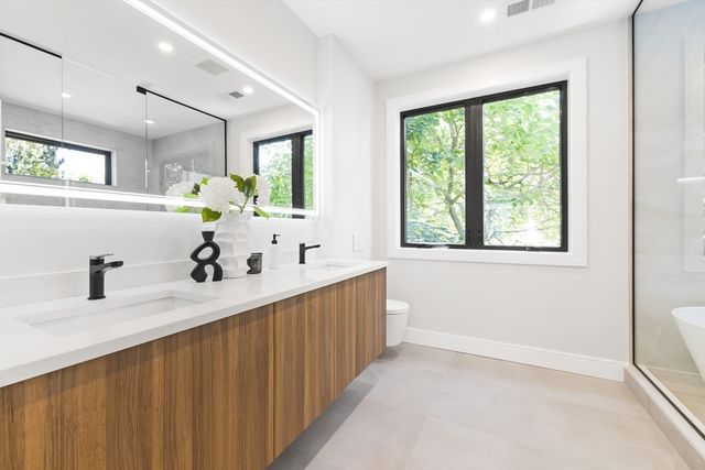 18-20 Pennsylvania 18, Newton, MA 02461