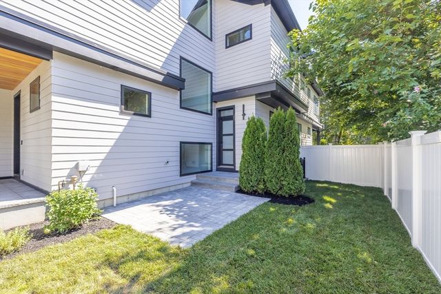 18-20 Pennsylvania 18, Newton, MA 02461