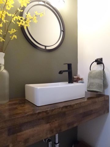 329 W Main Street APT 26, Hyannis, MA 02601
