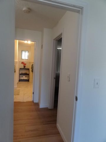 329 W Main Street APT 26, Hyannis, MA 02601
