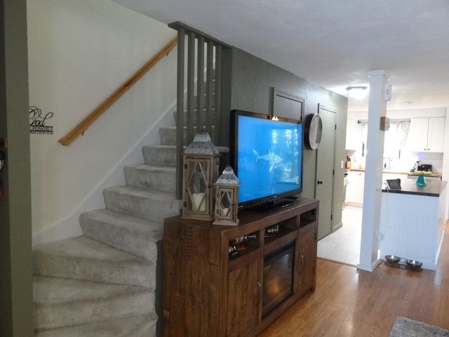329 W Main Street APT 26, Hyannis, MA 02601