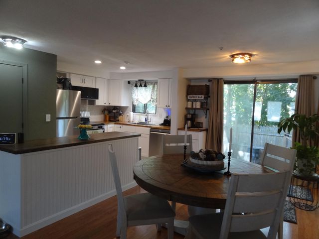 329 W Main Street APT 26, Hyannis, MA 02601
