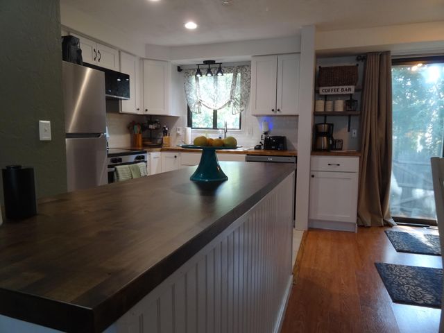 329 W Main Street APT 26, Hyannis, MA 02601