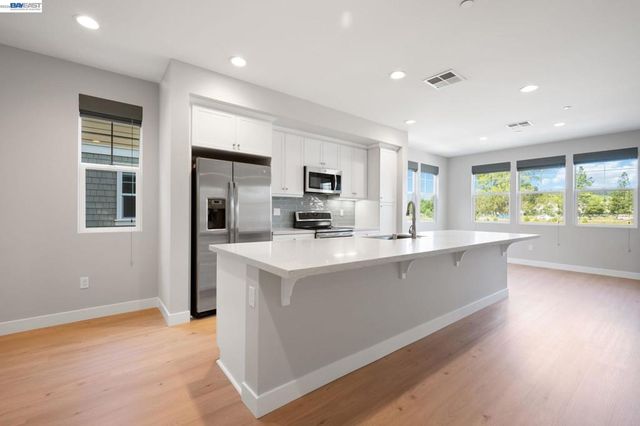 347 Skyforest Way, Scotts Valley, CA 95066