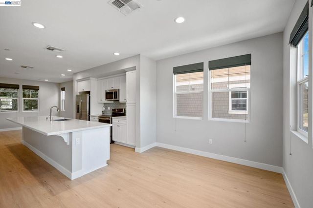 347 Skyforest Way, Scotts Valley, CA 95066