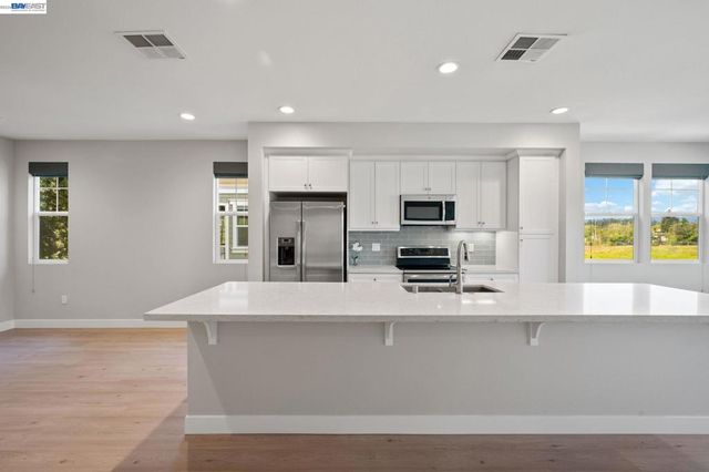 347 Skyforest Way, Scotts Valley, CA 95066