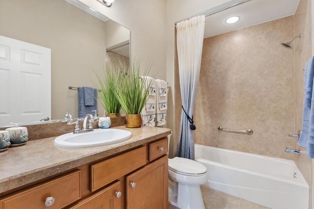 2088 VISION COURT, The Villages, FL 32163