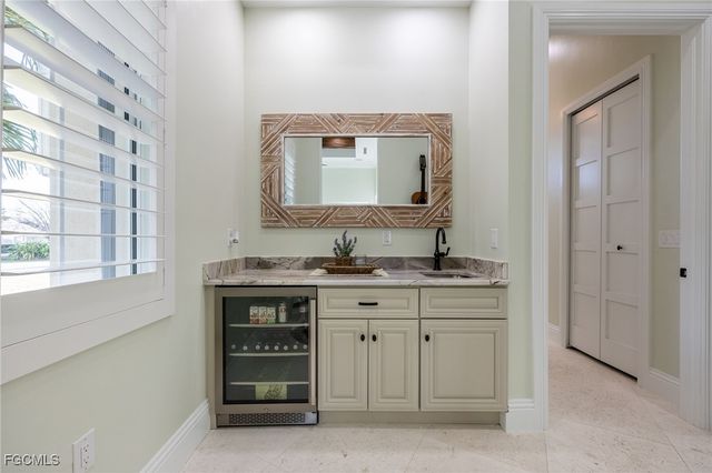 5994 Dragoon CT, Labelle, FL 33935