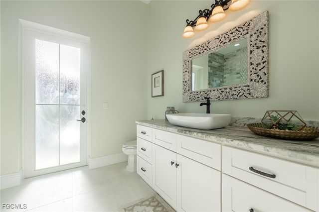 5994 Dragoon CT, Labelle, FL 33935