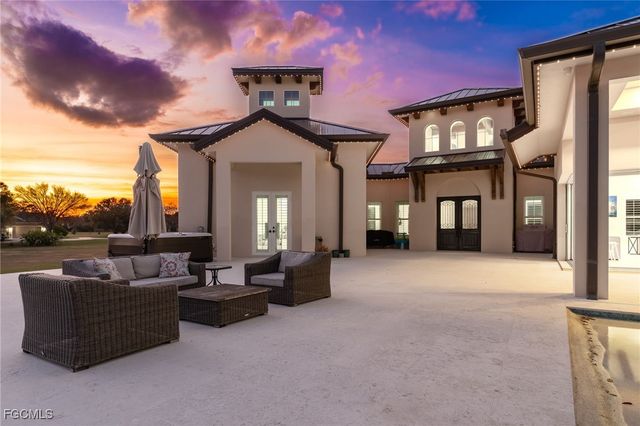 5994 Dragoon CT, Labelle, FL 33935