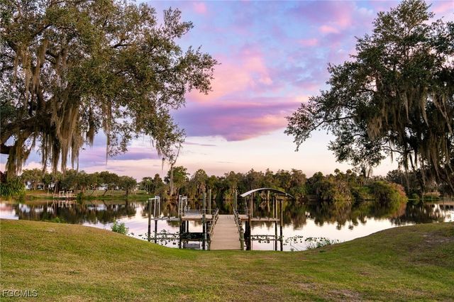 5994 Dragoon CT, Labelle, FL 33935