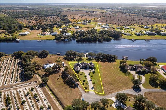 5994 Dragoon CT, Labelle, FL 33935