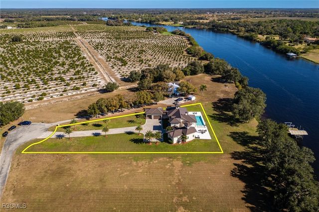 5994 Dragoon CT, Labelle, FL 33935