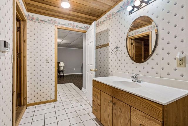 13330 Isanti Street NE, Ham Lake, MN 55304