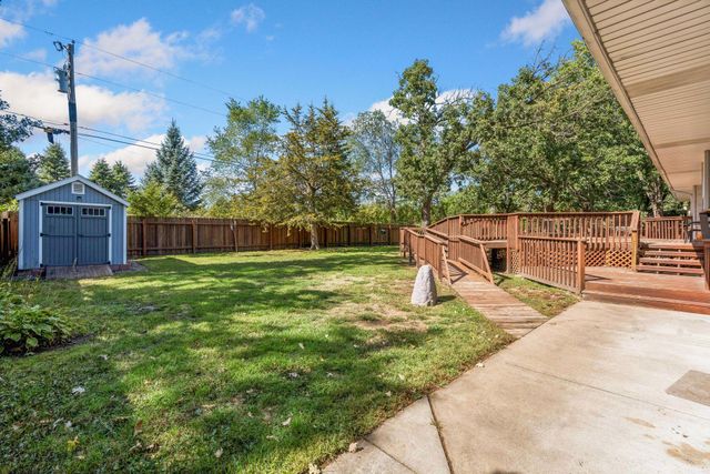 13330 Isanti Street NE, Ham Lake, MN 55304