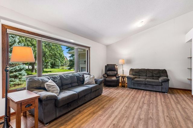 13330 Isanti Street NE, Ham Lake, MN 55304
