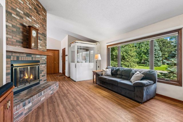 13330 Isanti Street NE, Ham Lake, MN 55304