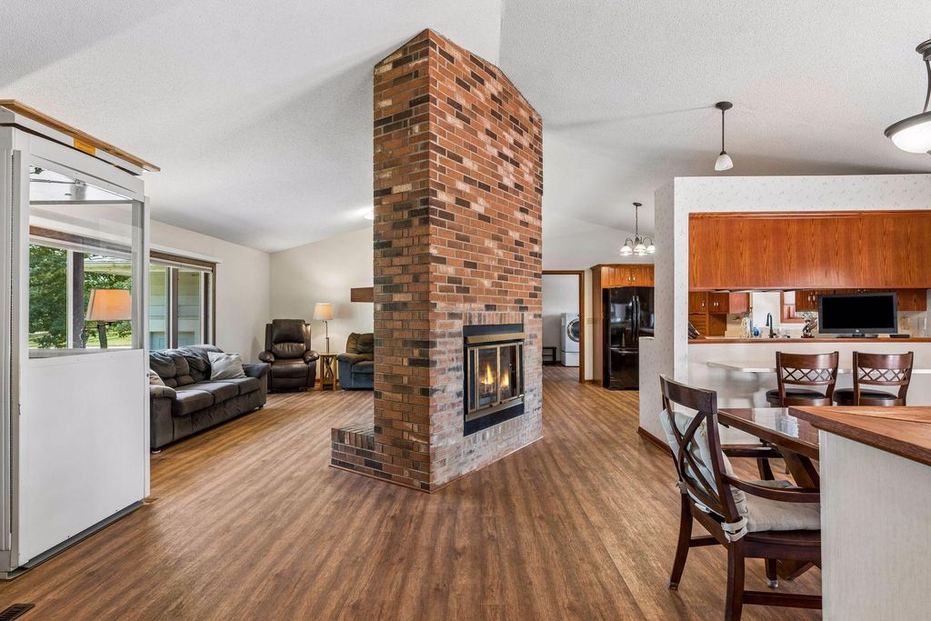 13330 Isanti Street NE, Ham Lake, MN 55304 — photo 4