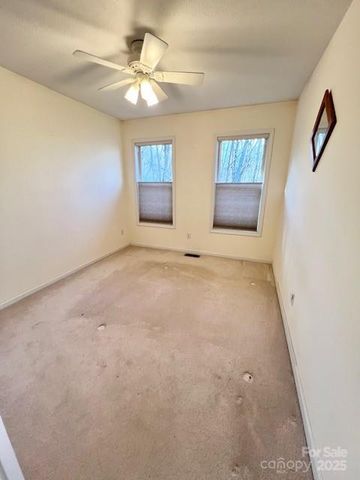 194 Ridgeview Drive, Whittier, NC 28789