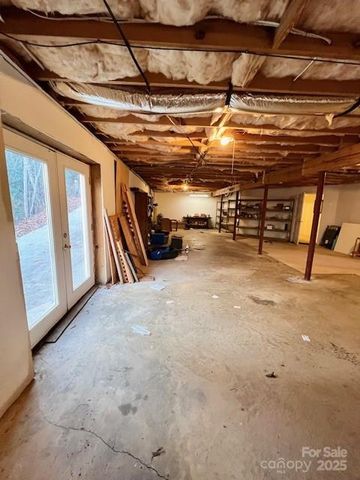 194 Ridgeview Drive, Whittier, NC 28789